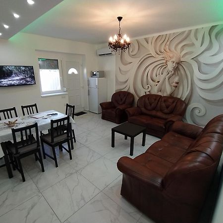 Emmabella Apartmanok 에게르 객실 사진
